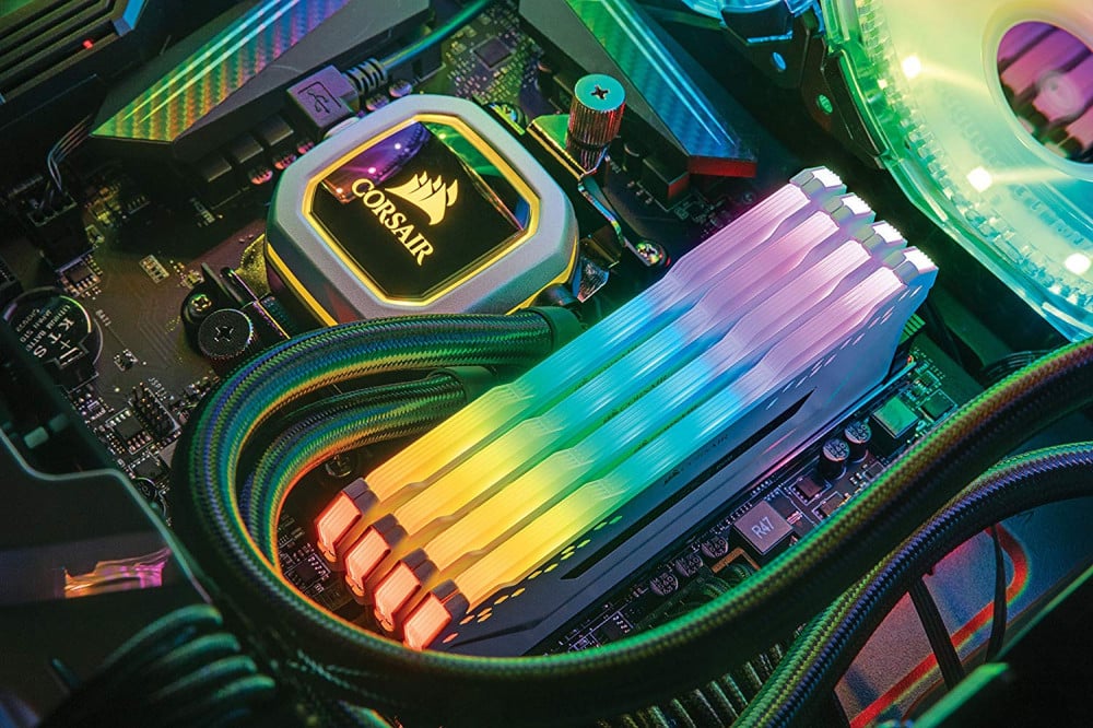 صورة RAM CORSAIR VENGEANCE RGB PRO 16GB (2x8GB) DDR4 3200MHz C15 LED Desktop Memory رقم 4