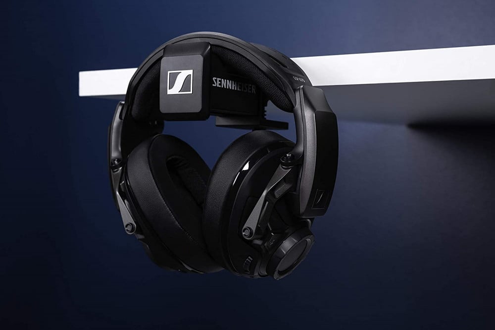 صورة سماعة راس هيدست - Sennheiser GSP 670 Wireless Gaming Headset, Low-Latency Bluetooth, 7.1 Surround Sound, Noise-Cancelling Mic, Flip-to-Mute, Audio Presets, For Windows PC, PS4, and Smartphon رقم 9