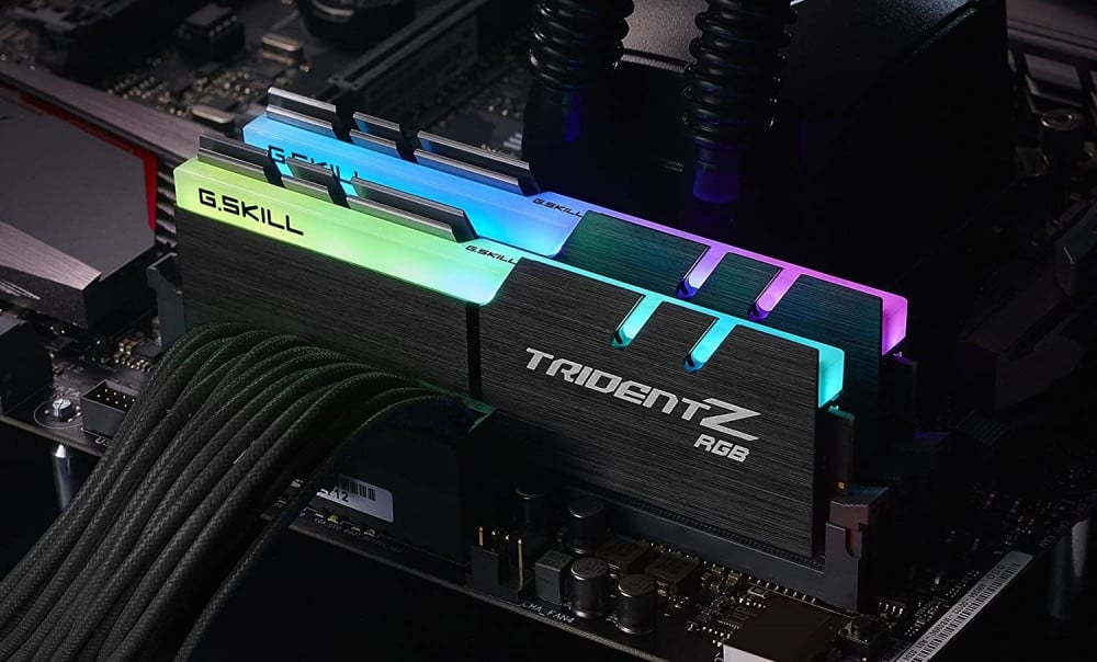 صورة RAM G.SKILL TridentZ RGB Series 16GB (2 x 8GB) 288-Pin DDR4 3000MHz (PC4 24000) Desktop Memory Model F4-3000C16D-16GTZR رقم 3