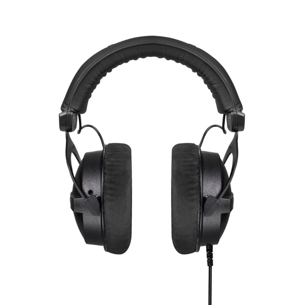 صورة سماعه رأس - beyerdynamic DT 770 PRO 250 Ohm Over-Ear Studio Headphones in Black. Closed Construction, Wired for Studio use رقم 4