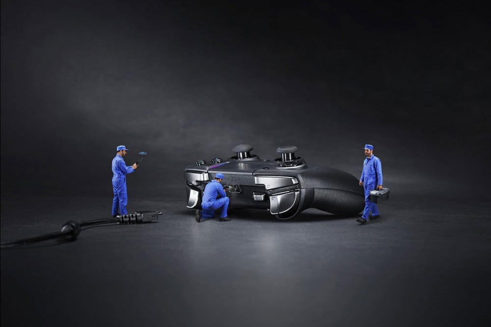 صورة Razer Raiju Ultimate Esports Capable Wireless and Wired Gaming Controller (PS4) رقم 9
