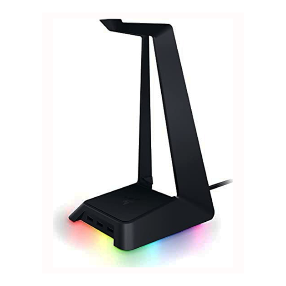صورة حامل سماعة راس، سماعة راس من رايزر بيز ستيشن كروما مع قاعدة USB اضاءة RGB من كروما، قاعدة USB 3.0 بثلاثة منافذ، قاعدة مطاطية غير قابلة للانزلاق، مصممة لسماعات الرأس المخصصة للالعاب، لون اسود